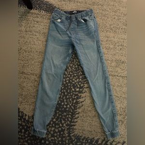 Hollister cuffed skinny jeans